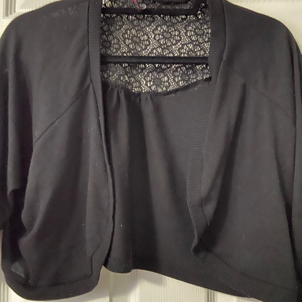 2c black bolero crop style